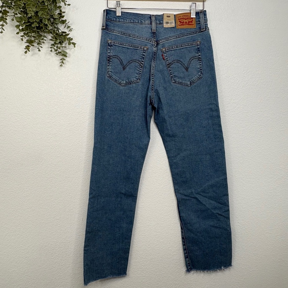 Levi's Wedgie Straight Jeans Distressed Ripped Light Wash High Rise Women 28x28 - Picture 9 of 9